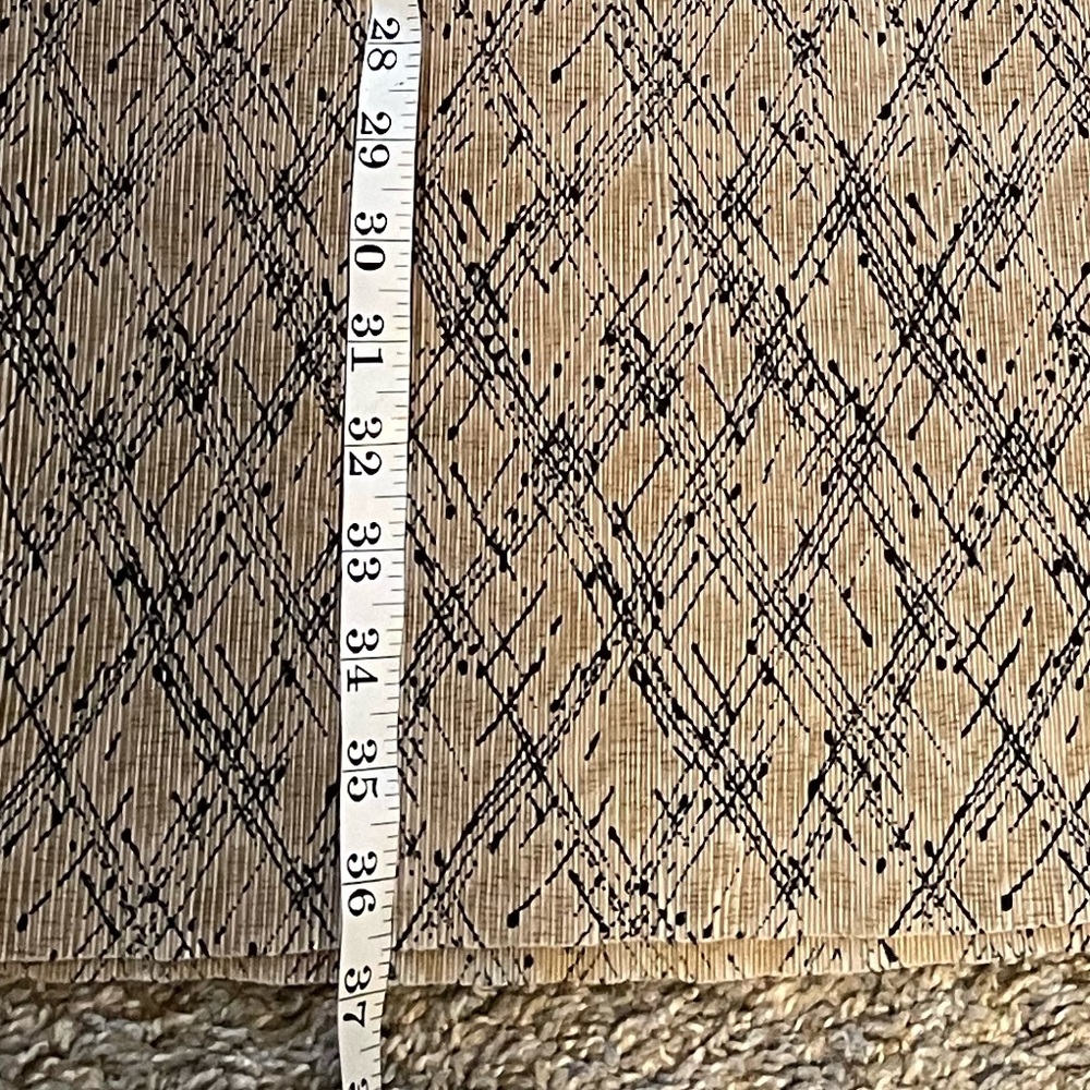 Rafael Tan & Black Skirt Elastic Waist 36&1/2 inch long Wrinkle Resistant Size M - Picture 5 of 6